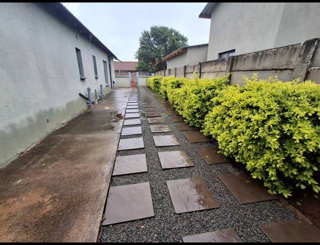 3 BEDROOM HOUSE FOR SALE IN THE ORCHARDS